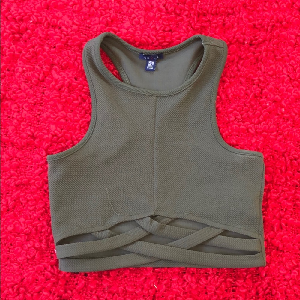 Detailed racer back crop top